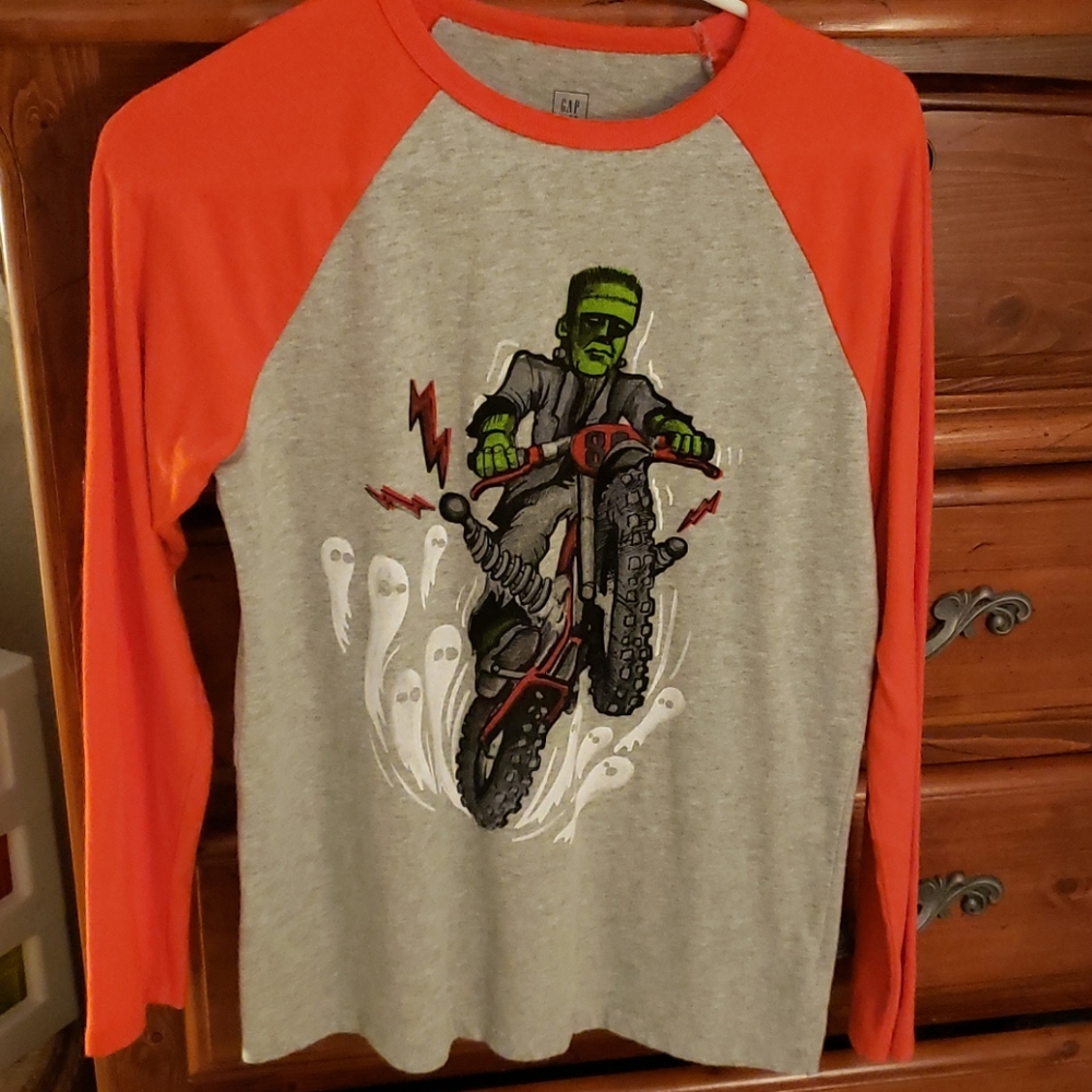 Gap boy size XXL (14-16) long sleeve shirt